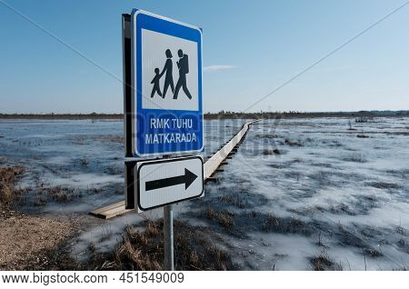 Tuhu Nature Tuhu Nature Walking Trail. Indication Of The Direction Of The Walk, A Sign In The Swamp 