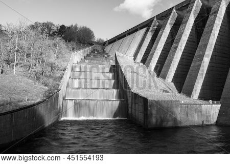 Wimbleball Dam