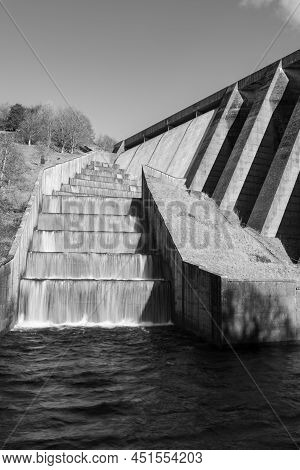 Wimbleball Dam