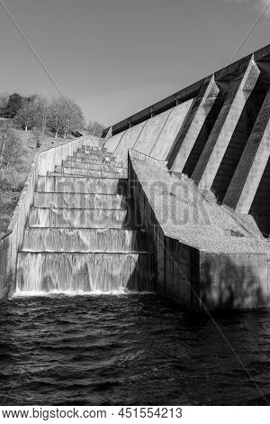 Wimbleball Dam