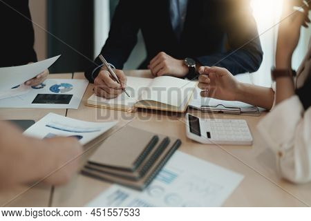 Asian Business Adviser Meeting To Analyze And Discuss The Situation On The Financial Report In The M