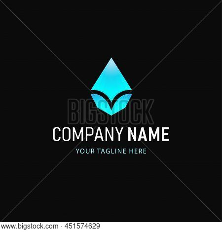 Water Logo Design. Gradient Style Abstract Logo