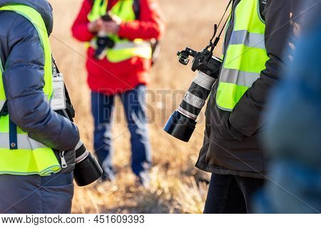 Group Of Many People Watching Planes Landing And Take Off Airport Runway Field Planespotting Confere