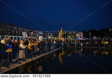 Tel Aviv. Israel - March 20, 2022: Rally In Support Of Ukraine In Tel Aviv On Habima Square. Broadca