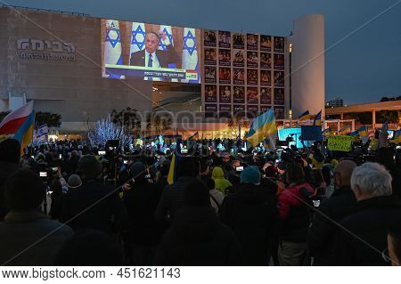 Tel Aviv. Israel - March 20, 2022: Rally In Support Of Ukraine In Tel Aviv On Habima Square. Broadca