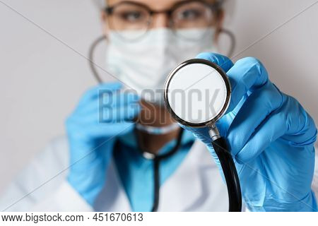 Young Female Doctor Pulmonologist With A Stethoscope