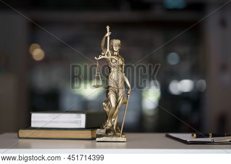 The Statue Of Justice - Lady Justice Or Iustitia, Justitia The Roman Goddess Of Justice.