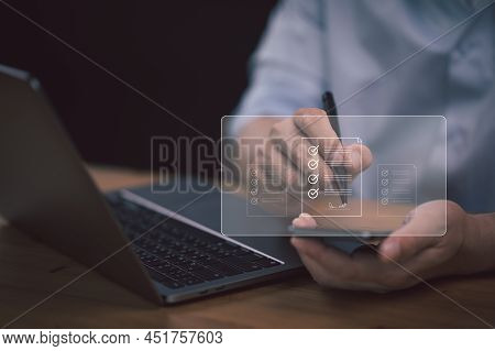 Online Business Contract Electronic Signature, E-signing, Digital Document Management, Paperless Off