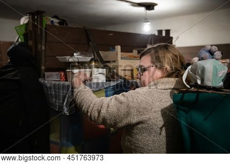People Living At A Bomb Shelter In Kyiv, Ukraine
