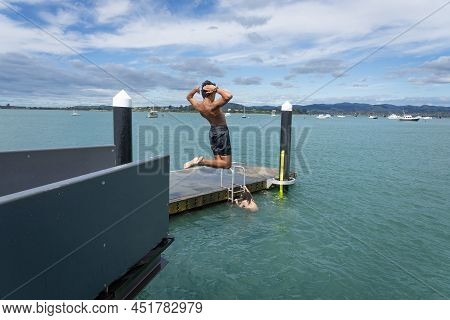 Tauranga New Zealand March 26 2022;tidal Steps And Diving Platform On Waterfront In Strand Reserve