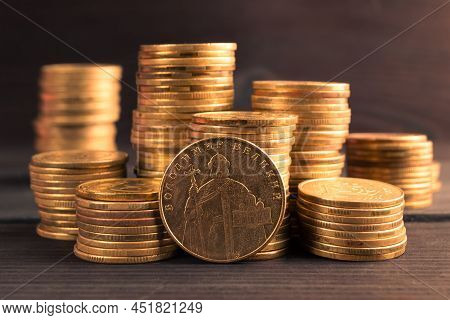 Ukrainian Money. Ukrainian Steel Coin Denominations Of 1 Hryvnia On A Dark Background. Image Of Grea