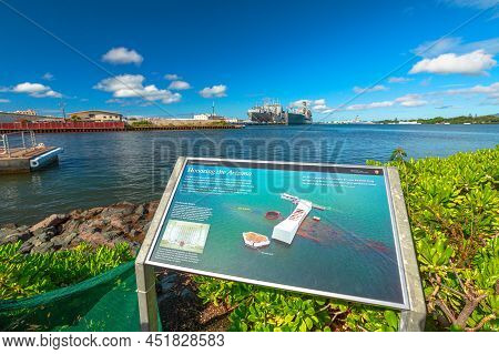 Honolulu, Oahu, Hawaii, United States - August 21, 2016: The Monument In Honor Of The Uss Arizona Bb