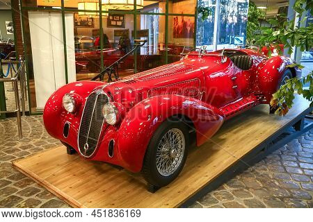 Moscow, Russia - March 6, 2022: Retro Racing Car Alfa Romeo 8c 2900b Mille Miglia Roadster In The Te