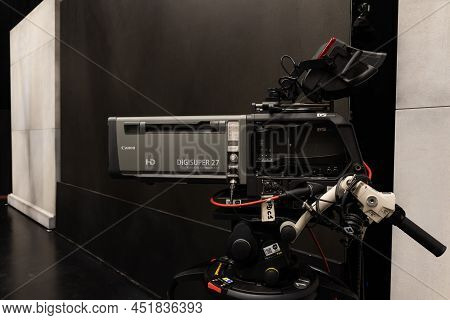 Schaerbeek, Brussels Capital Region, Belgium - 03 26 2022 - A Grasse Valley Thompson Broadcasting Ca