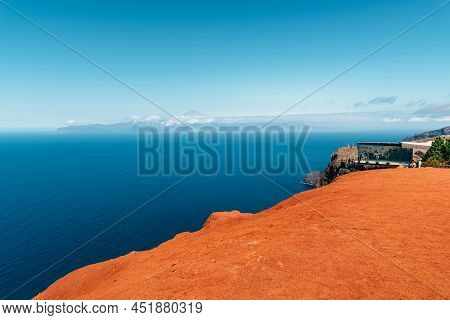 Agulo, Spain - August 9, 2021: Abrante Viewpoint. It Has A Famous Walkway With A Glass Floor Facing 