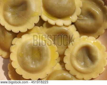 Ravioli Agnolotti Pasta Food
