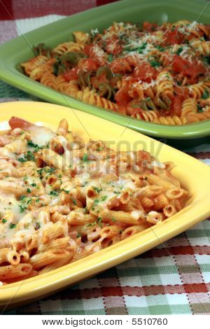exquisite Nudeln mit frischen Tomaten sauce