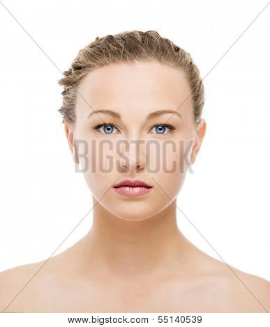 Porttrait of a beautiful woman with a an amazing face and blue eyes