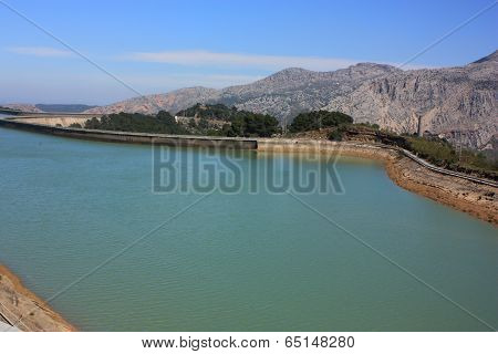 Dam At Sierra De Almorchon