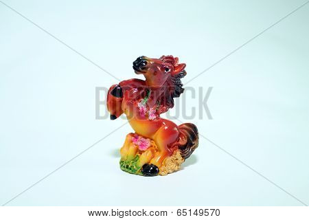 the statue of a horse
