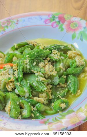 Sponge Gourd fried with Egg