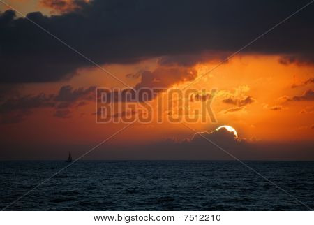 Yacht i havet
