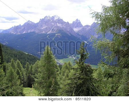 Panorama della Val Pusteria, Dolomiti, Italia