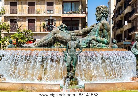 Fountain Rio Turia  In Valencia