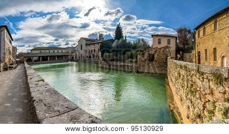 Bagno Vignoni Medieval Village In Tuscany