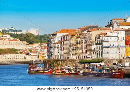 Duoro River Embankment.