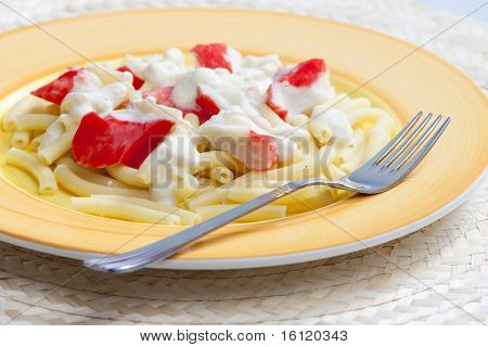 posiekane makaron z surimi