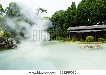 Shiraike Jigoku, hot springs in Japan