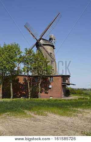 Windmill Ovenstaedt (petershagen, Germany)