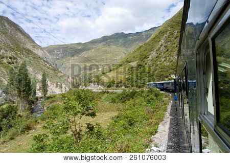 Tourist Train In Urubamba Valley - Peru