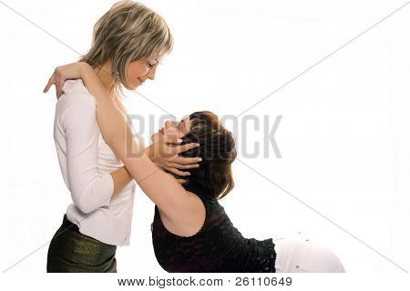 par skønhed veninder blond, og brunette på hvid baggrund