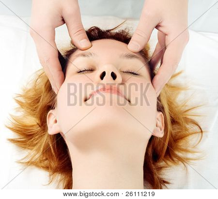 strony masaż twarzy człowiek dama dziewczynka