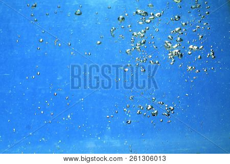 Fresh Water With Underwater Bubbles Texture Background
