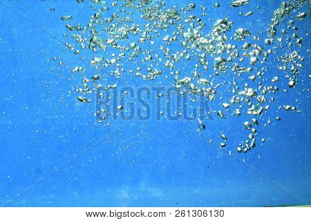 Fresh Water With Underwater Bubbles Texture Background