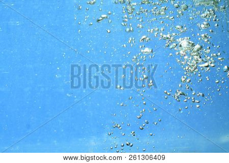 Fresh Water With Underwater Bubbles Texture Background