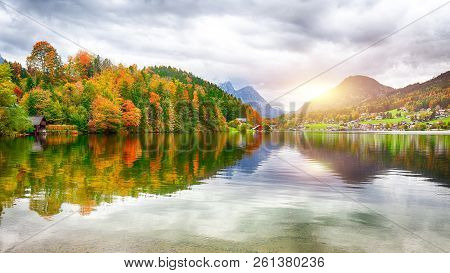 Idyllic Autumn Scene In Grundlsee Lake. Location: Resort Grundlsee, Liezen District Of Styria, Austr