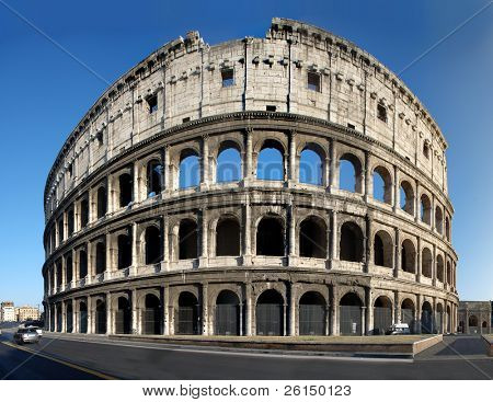 O Coliseu, o mundo famoso ponto turístico em Roma, Itália