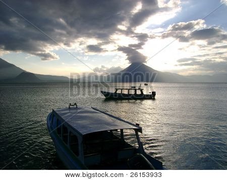 atitlan göl günbatımı