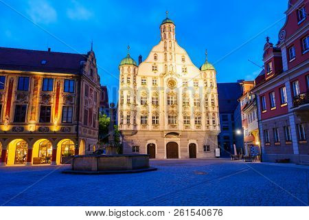 Town Hall Or Rathaus In Memmingen City Centre At Sunset. Memmingen Is A Town In Swabia In Bavaria, G