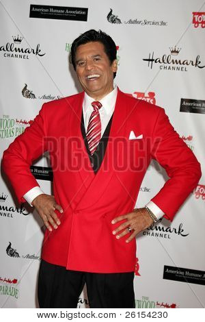 Los Angeles, nov 27: Erik Estrada kommt bei der 2011 Hollywood Christmas Parade in Hollywood Boul