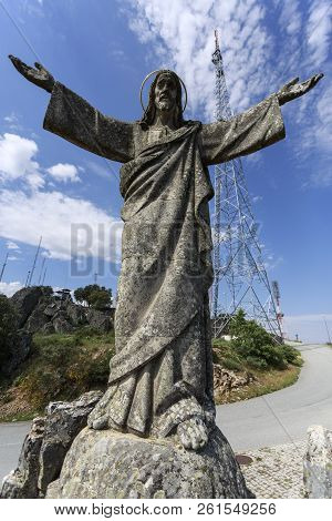 Castelo Rodrigo, Portugal - June 21, 2018:  Statue Of Christ At The Sanctuary On Top Of The Marofa M