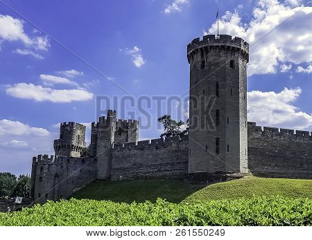 Warwick, Uk - August 05: Picture Of Warwick Castle - Guys Tower On August 05, 2018 In Warwick, Warwi