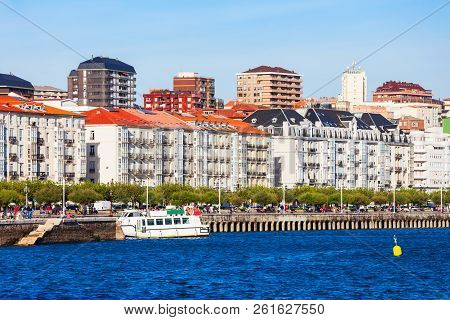 Santander City Embankment Promenade, Santander Is A Capital Of Cantabria Region In Spain