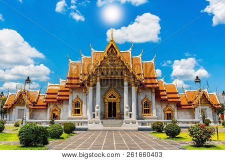 The Marble Temple, Wat Benchamabopit Dusitvanaram In Bangkok,