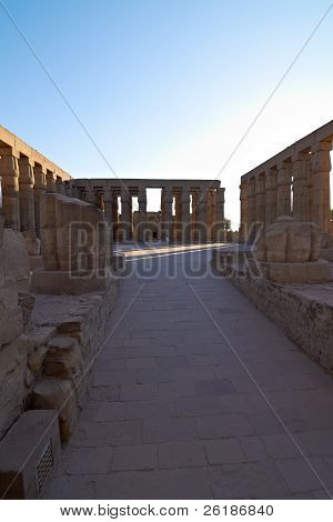 Amenhotep III alay Colonnade