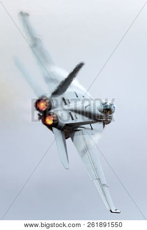 Avalon, Australia - February 28, 2013: Royal Australian Air Force (raaf) Boeing F/a-18f Super Hornet